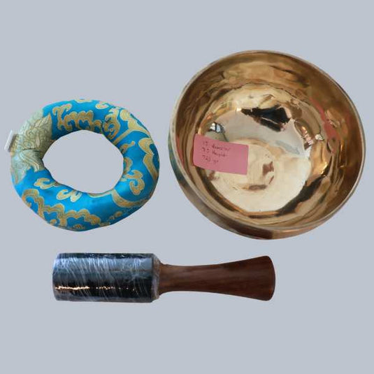 Handmade Singing Bowl (15 cm) image 0